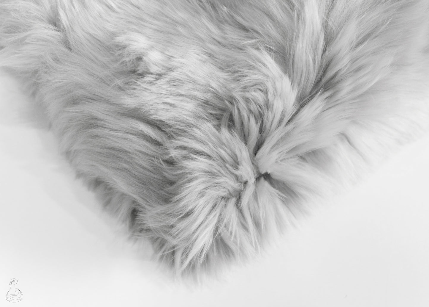 BABY ALPACA FUR BLANKET | Luxury Silver Mist Baby Alpaca Fur Throw