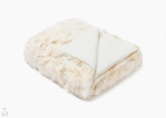 BABY ALPACA FUR BLANKET | Luxury Natural Beige Baby Alpaca Fur Throw