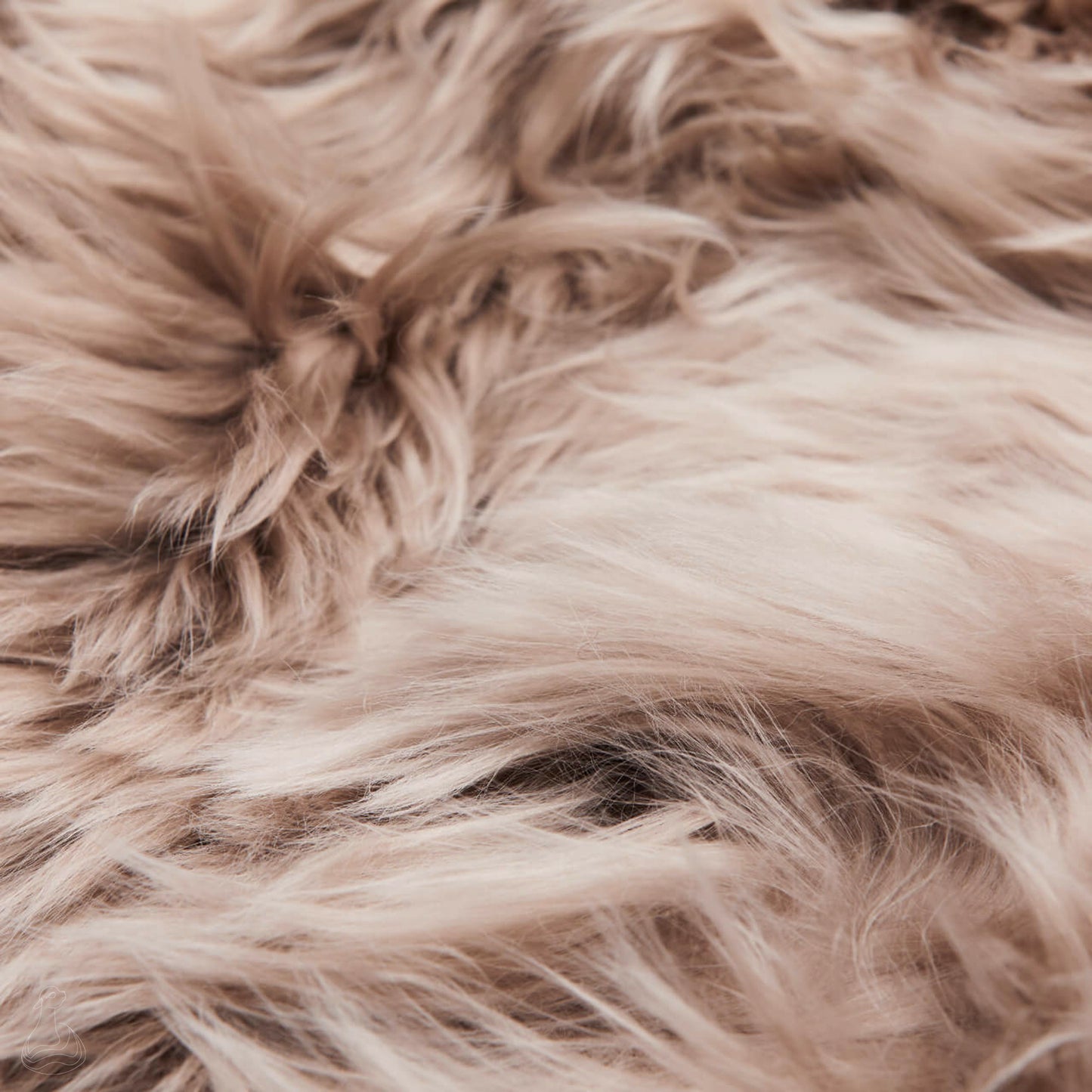 BABY ALPACA FUR BLANKET | Luxury Champagne Dream Baby Alpaca Fur Throw
