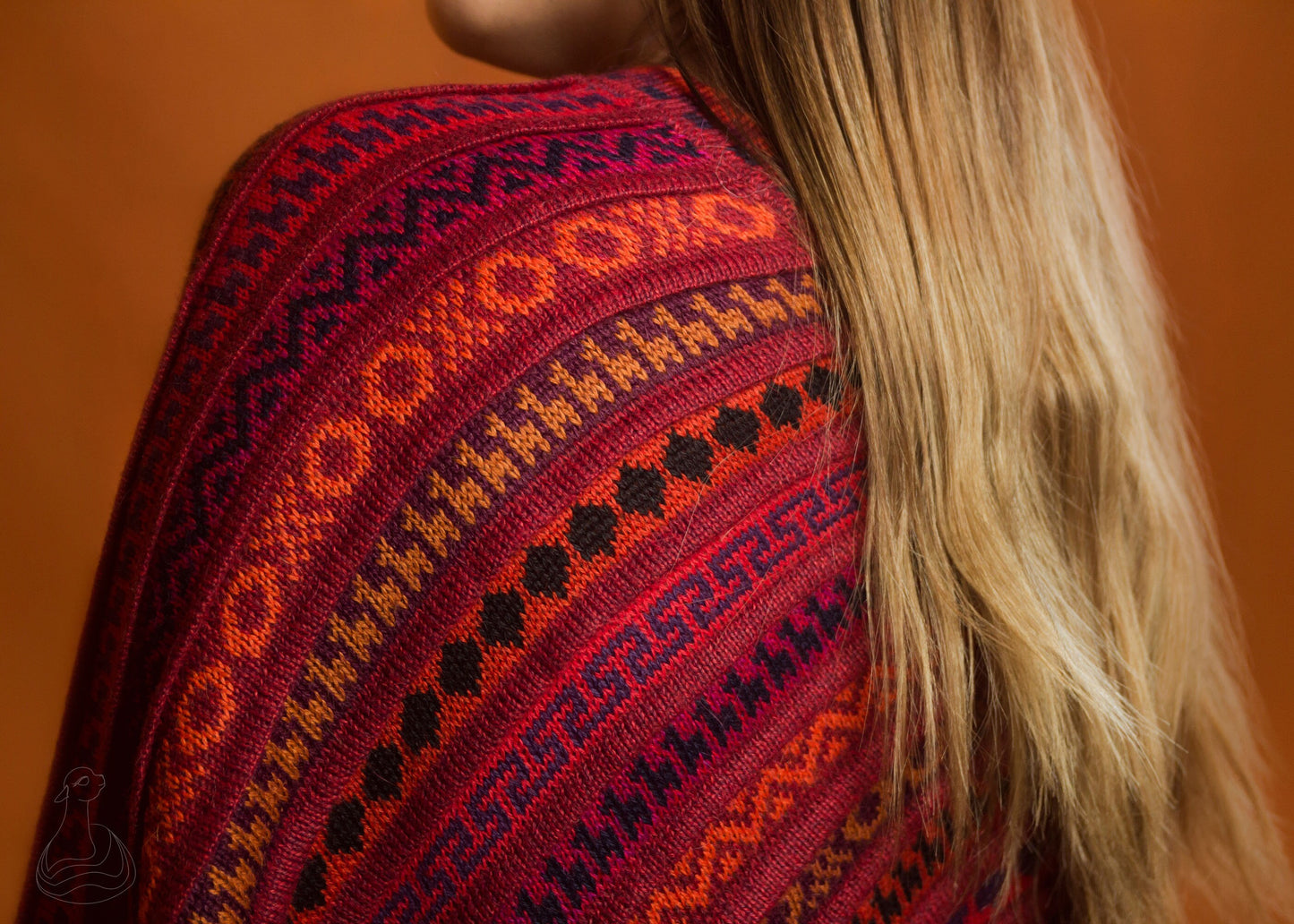 ALPACA PONCHO | Luxury Alpaca Peruvian Poncho Unisex | Alpaca Poncho Diamond Shape