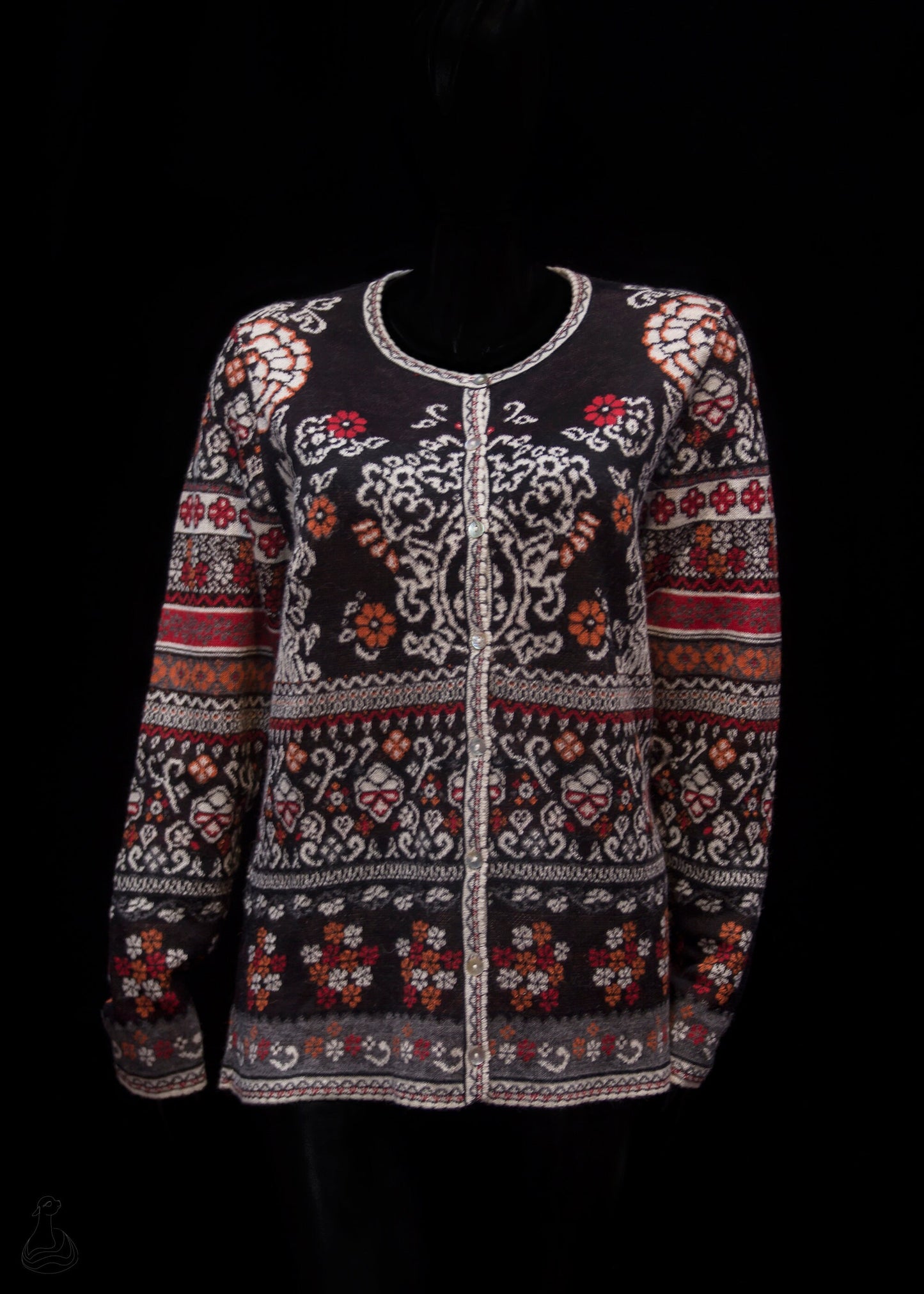 Strickjacke aus Baby-Alpaka für Damen | 100 % Baby-Alpaka mit Perlmuttknöpfen | Luxuriöses Jacquardmuster im peruanischen Stil