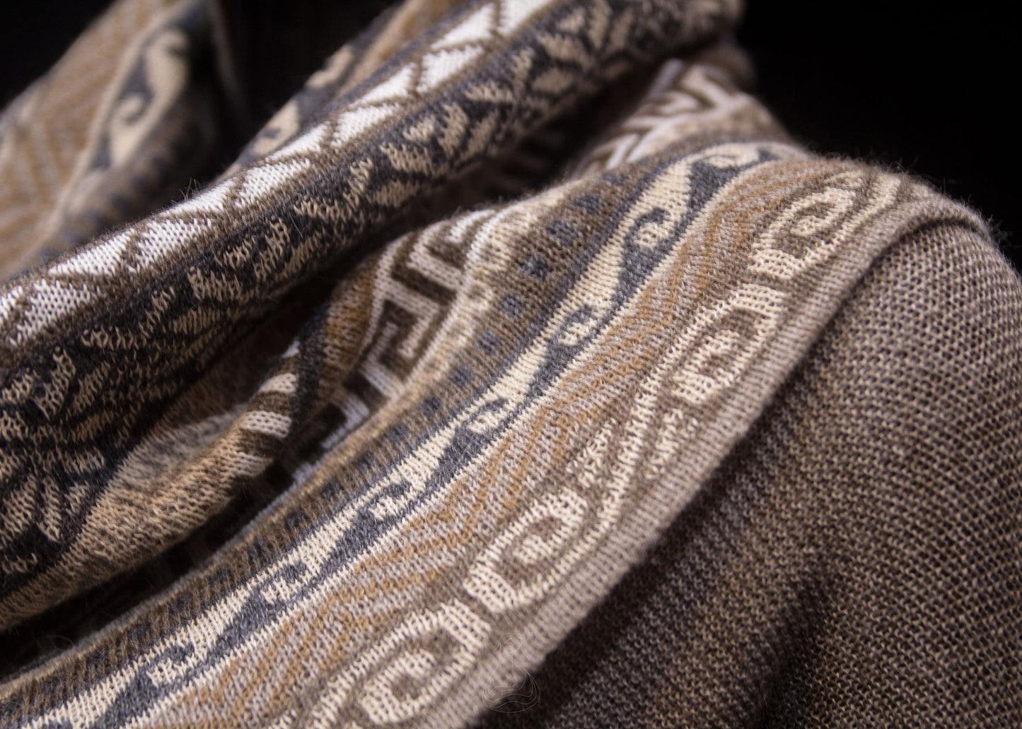 BABY ALPACA HOODIE | Luxurious Baby Alpaca Sustainable Knitwear