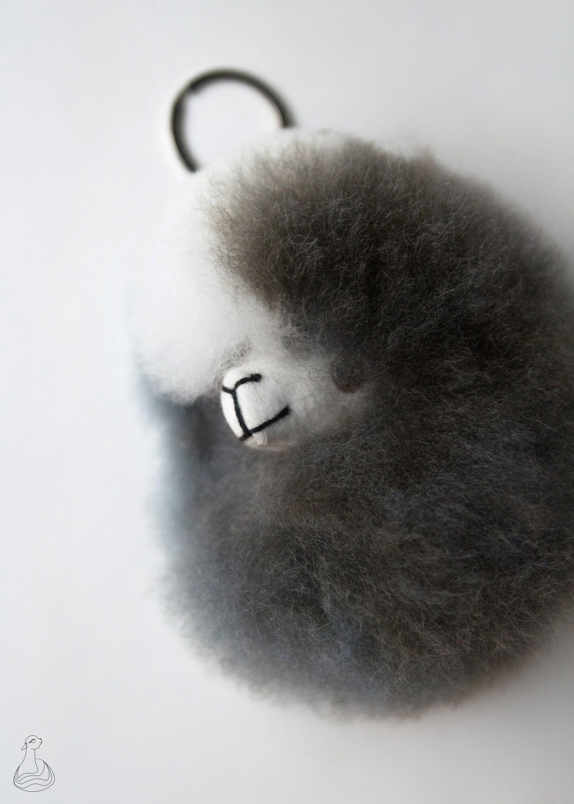 Black Keychain in Alpaca Fur from Pure Alpaca - Pure Alpaga